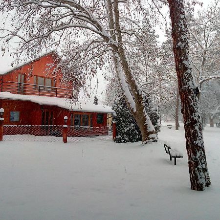 S' Centro - Park Apartments Кралево Екстер'єр фото